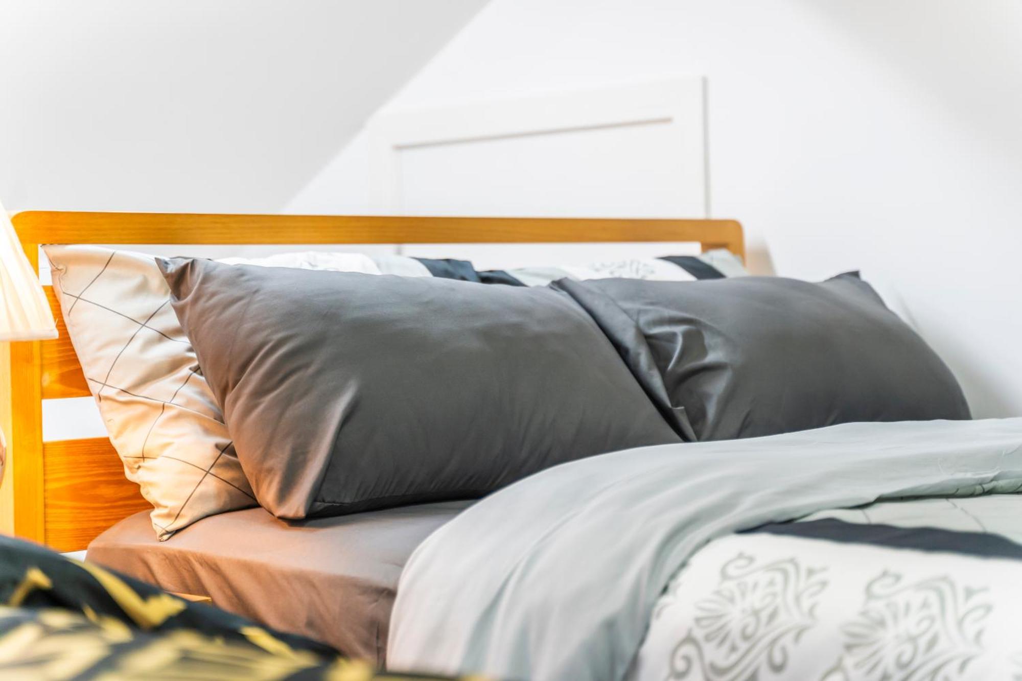 Exquisite 2-Bedroom Penthouse-Sleeps 7-Free Parking With Workstations & High-Speed Wifi Birmingham Zewnętrze zdjęcie
